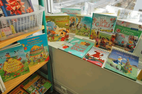 Bild 2 von Stadtbibliothek im LindenZentrum