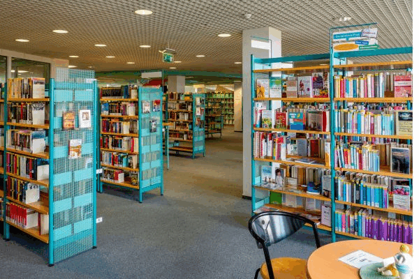Bild 3 von Stadtbibliothek im LindenZentrum