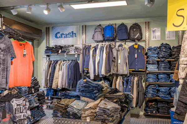 Bild 2 von CRASH Jeans-u.Sportswear